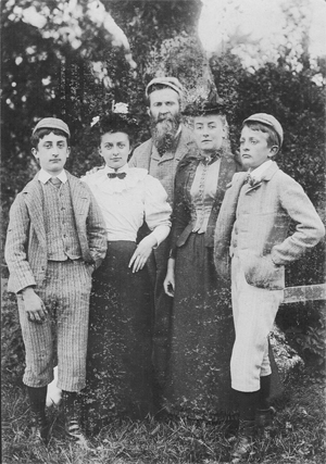 William and Mary Turnham with 3 children